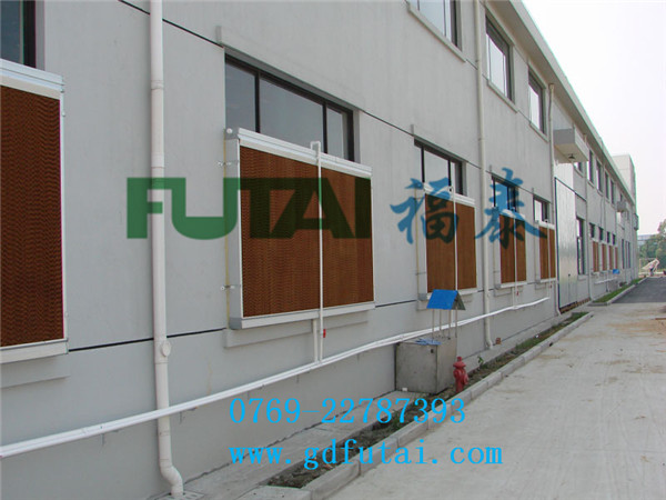 �ߜ�����܇�g���b���L(f��ng)�C(j��)����