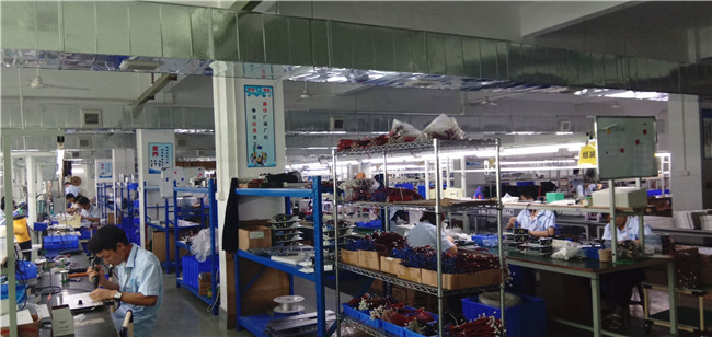 ���͏S����ν���������e܇�g����ͨ�L(f��ng)��������