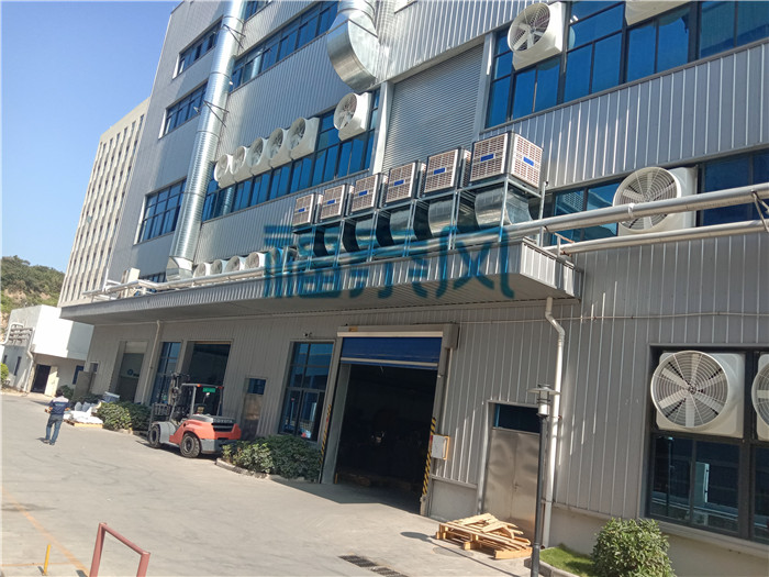 ���L�C���b���̼����